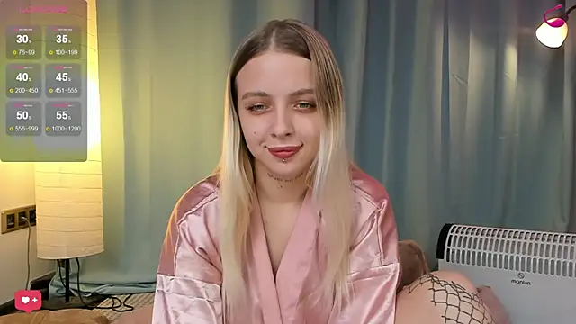 Snapshot of Alice_Halle chatting on September 29, 7:46 am Alice Halle online show from September 29, 7:46 am