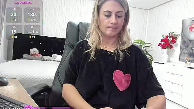 KattyeFox online show from November 27, 10:45 pm