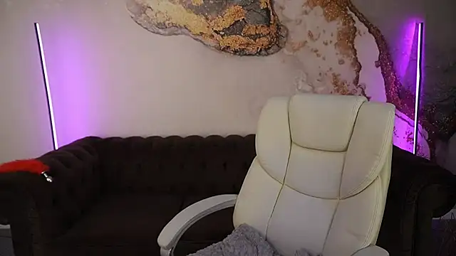 CozyMell online show from January 24, 1:57 pm