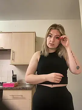 Rebeccaxxx online show from December 31, 3:09 pm