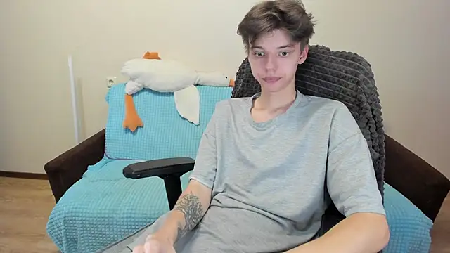 Liam sexy1 online show from October 21, 1:01 pm