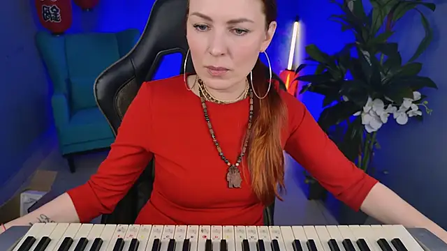 Snapshot of VandaRossi chatting on January 14, 11:10 am VandaRossi online show from January 14, 11:10 am