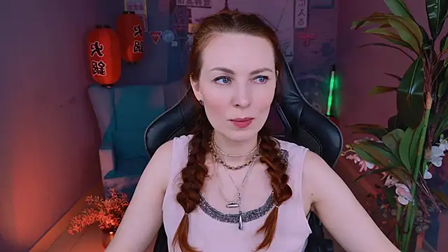 Snapshot of VandaRossi chatting on January 17, 8:13 am VandaRossi online show from January 17, 8:13 am