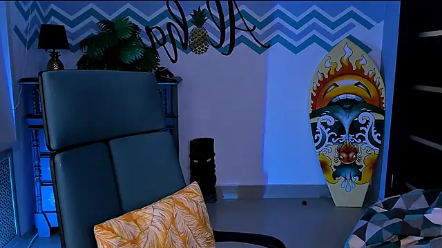 Snapshot of VandaRossi chatting on February 9, 8:11 am VandaRossi online show from February 9, 8:11 am