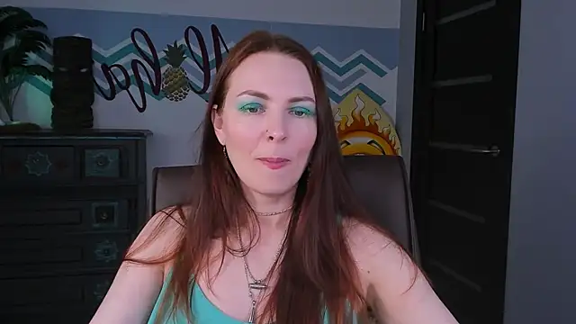 Snapshot of VandaRossi chatting on February 19, 3:05 pm VandaRossi online show from February 19, 3:05 pm