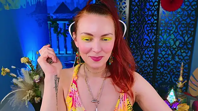 Snapshot of VandaRossi chatting on February 23, 11:22 am VandaRossi online show from February 23, 11:22 am