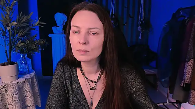 Snapshot of VandaRossi chatting on October 18, 10:05 am VandaRossi online show from October 18, 10:05 am