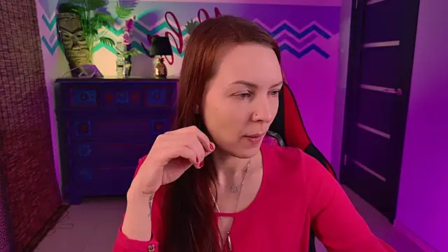 Snapshot of VandaRossi chatting on November 24, 9:31 am VandaRossi online show from November 24, 9:31 am