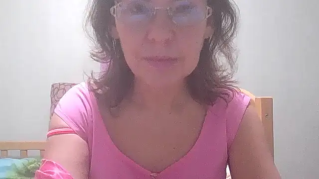 HollyJewel online show from December 2, 3:03 pm