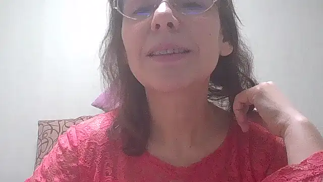 HollyJewel online show from January 3, 6:03 pm