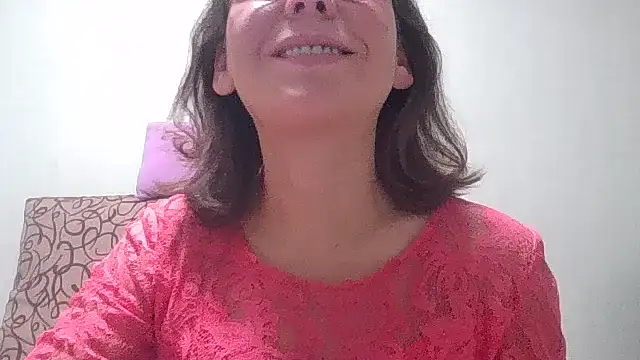 HollyJewel online show from October 16, 5:25 pm