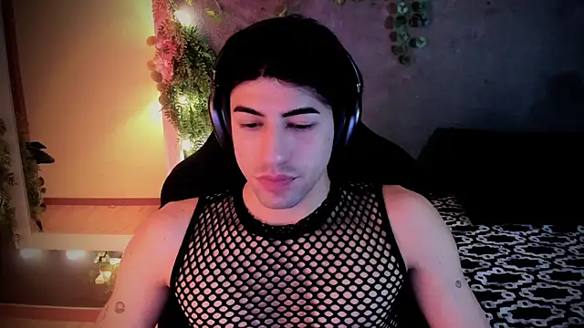 Snapshot of newjeff chatting on March 16, 3:36 am newjeff online show from March 16, 3:36 am