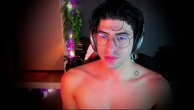 Snapshot of newjeff chatting on September 14, 7:46 pm newjeff online show from September 14, 7:46 pm