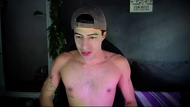 Snapshot of newjeff chatting on October 24, 8:33 am newjeff online show from October 24, 8:33 am