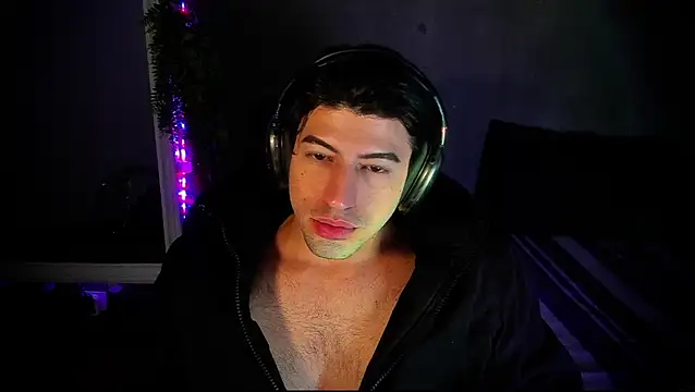 Snapshot of newjeff chatting on October 30, 12:34 am newjeff online show from October 30, 12:34 am