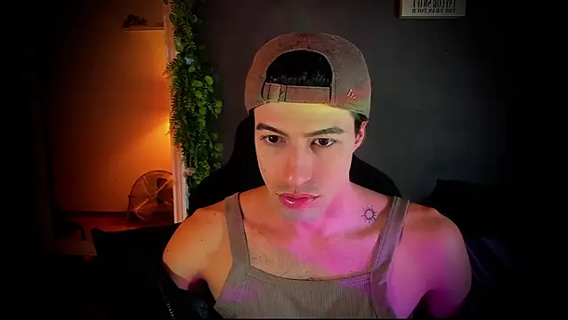 Snapshot of newjeff chatting on November 11, 1:55 pm newjeff online show from November 11, 1:55 pm