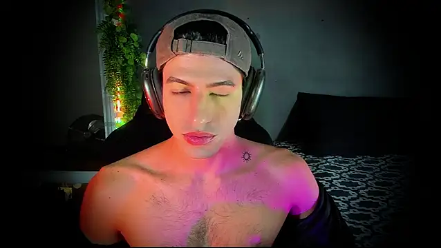 Snapshot of newjeff chatting on November 29, 5:16 pm newjeff online show from November 29, 5:16 pm