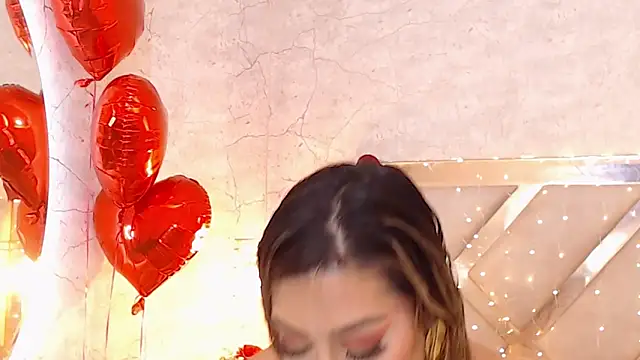 JoannaStanford online show from February 19, 10:42 pm