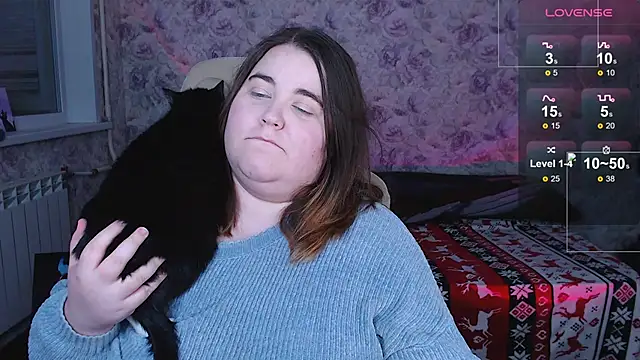 Estelle Hicks online show from November 11, 6:19 pm