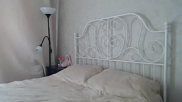 ShyEvaa online show from March 22, 7:57 am