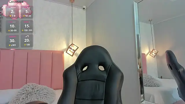 Snapshot of SUNNYCYRUS chatting on September 25, 12:31 pm SUNNYCYRUS online show from September 25, 12:31 pm