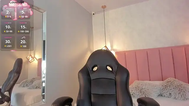 Snapshot of SUNNYCYRUS chatting on October 16, 1:12 pm SUNNYCYRUS online show from October 16, 1:12 pm