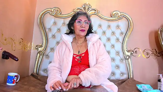 Celeste Baker  online show from February 3, 11:53 am