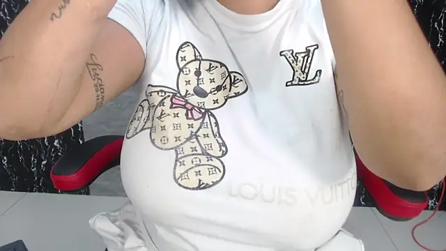 evelin 999  online show from March 9, 3:05 pm