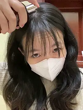 minmin2kk5 online show from March 5, 2:45 pm