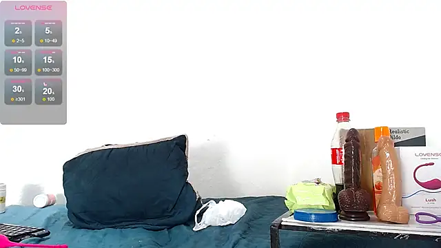 Snapshot of camilavagina24 chatting on December 15, 7:10 pm camilavagina24 online show from December 15, 7:10 pm