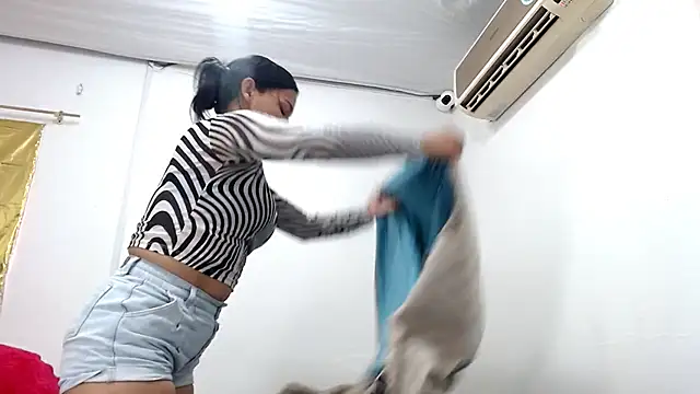 Snapshot of camilavagina24 chatting on January 18, 5:37 pm camilavagina24 online show from January 18, 5:37 pm