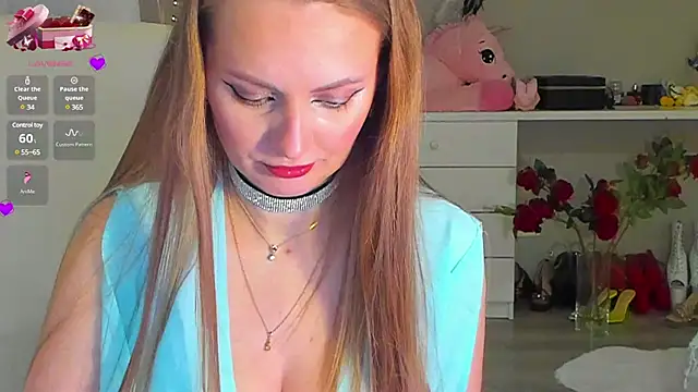 Snapshot of Viola_sweet chatting on February 27, 10:20 pm Viola sweet online show from February 27, 10:20 pm