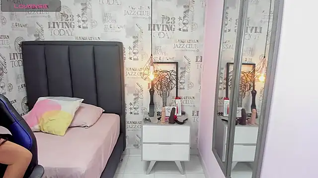 mileyerikson online show from January 8, 12:26 pm