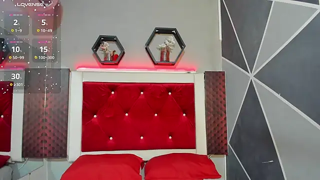 Karoll014 online show from February 8, 11:44 am