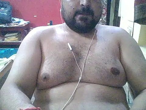 Snapshot of ARYANAVAILABLE chatting on September 15, 7:47 pm ARYANAVAILABLE online show from September 15, 7:47 pm