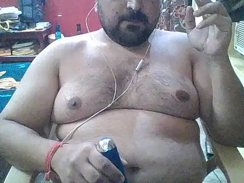 Snapshot of ARYANAVAILABLE chatting on October 25, 11:32 pm ARYANAVAILABLE online show from October 25, 11:32 pm