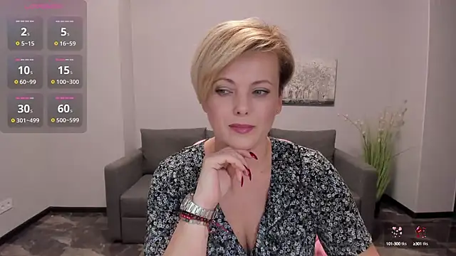 Julia Wilsone online show from February 11, 1:41 pm