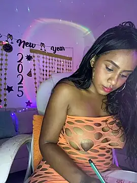 AlisonHoot69 online show from January 15, 6:08 pm