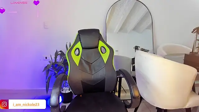 nicky peyton online show from February 16, 8:21 am