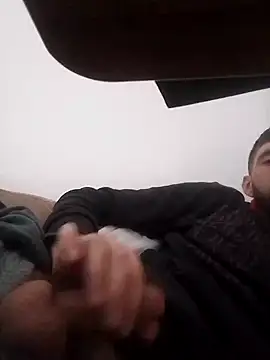 Snapshot of kevcore96 chatting on March 16, 2:00 pm kevcore96 online show from March 16, 2:00 pm