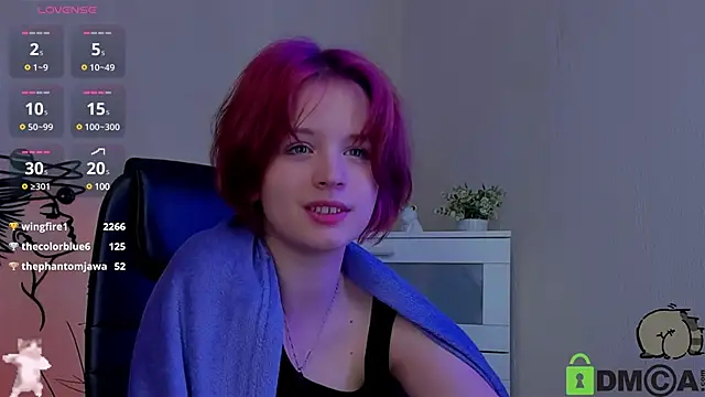 Alina Mills online show from December 6, 4:49 pm