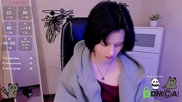 Alina Mills online show from December 10, 6:49 pm