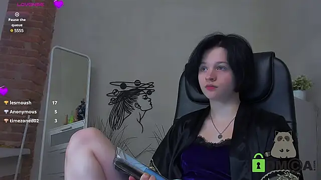 Alina Mills online show from December 18, 1:56 pm