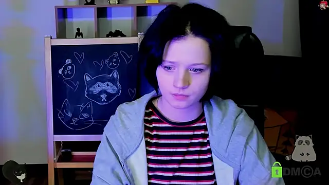 Alina Mills online show from January 3, 5:31 pm