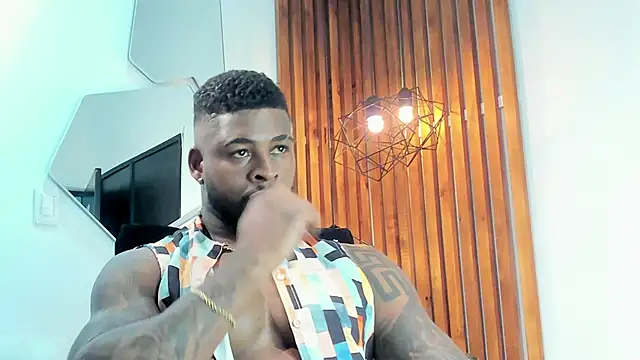 Snapshot of Makonneen chatting on December 29, 9:52 pm Makonneen online show from December 29, 9:52 pm