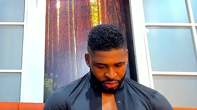 Snapshot of Makonneen chatting on January 22, 4:55 am Makonneen online show from January 22, 4:55 am