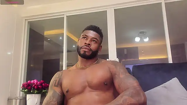 Snapshot of Makonneen chatting on February 24, 3:12 am Makonneen online show from February 24, 3:12 am