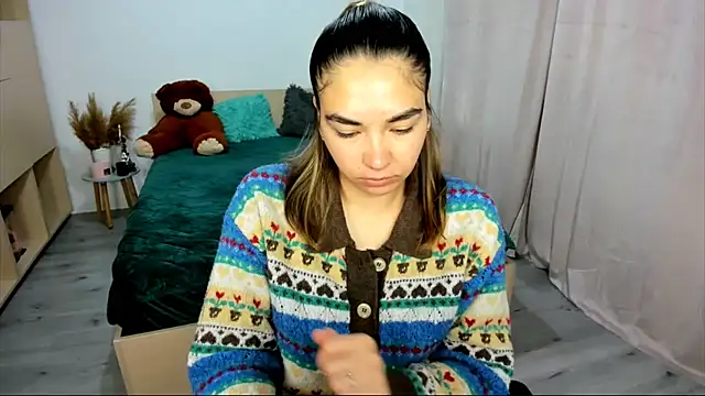 Alexa Dolly12 online show from September 30, 6:40 am