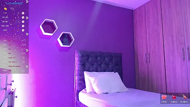 Medelynevans1 online show from January 15, 10:24 pm