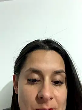 Snapshot of Alice_milf_ chatting on September 17, 10:50 am Alice milf online show from September 17, 10:50 am